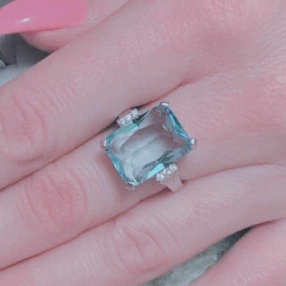 Gorgeous Stamped S925 Blue Aquamarine Ring - Picture 8 of 8